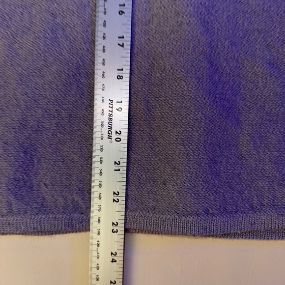 Larry Levine Cardigan Wool knit Sweater Womens Purple Rose Embroidered Button XL - Picture 5 of 9